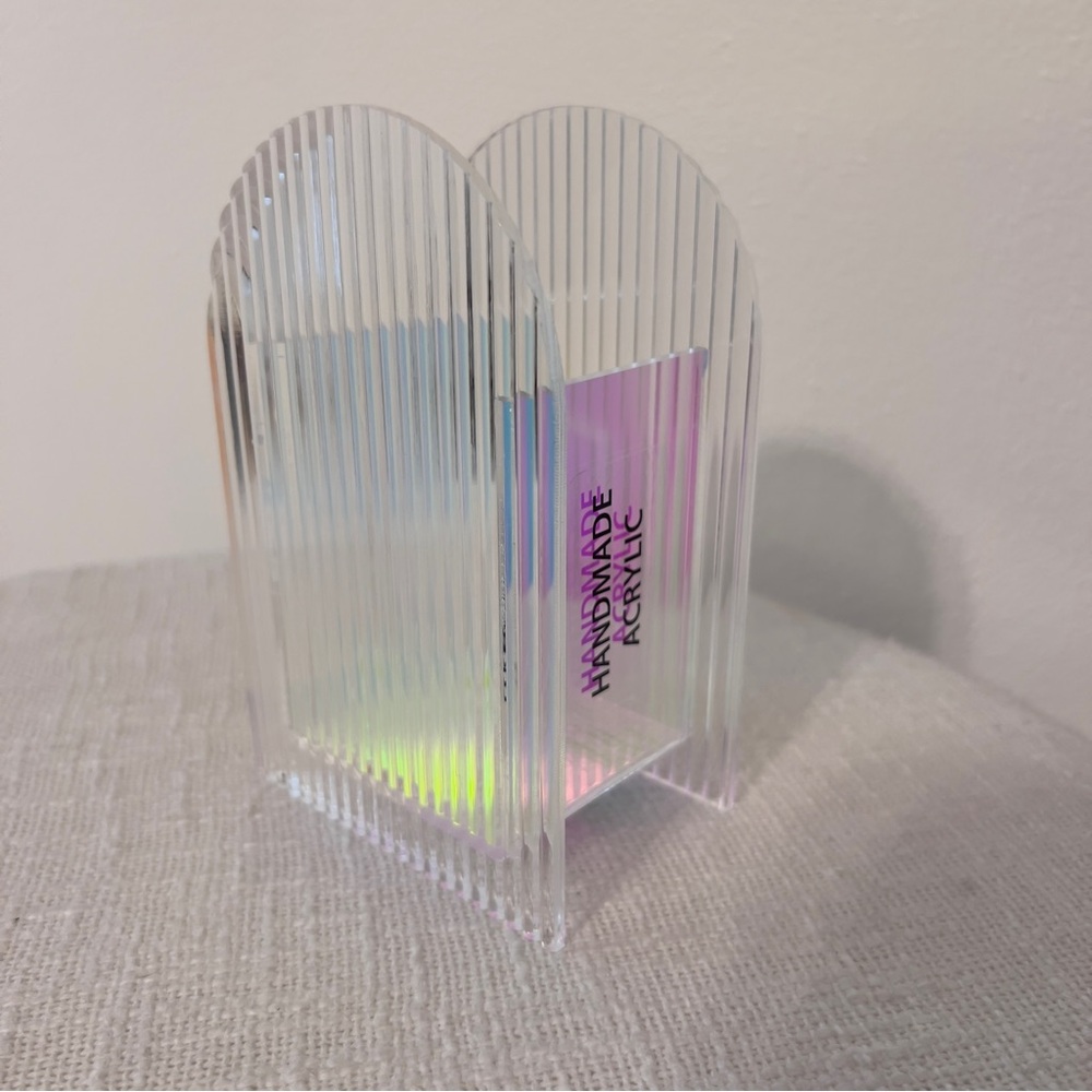 NWT Iridescent Makeup Organizer
